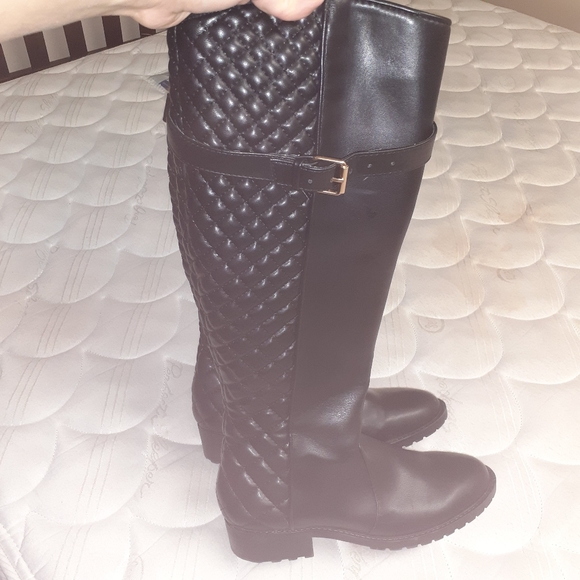 Zara quilted leather boot - Picture 3 of 7